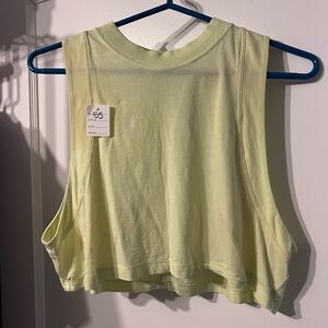 Lululemon workout top